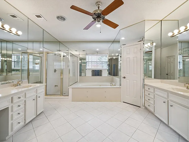 2125 Bering Dr #2125 — Photo 20