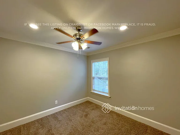 4702 Sedgelane Dr — Photo 6