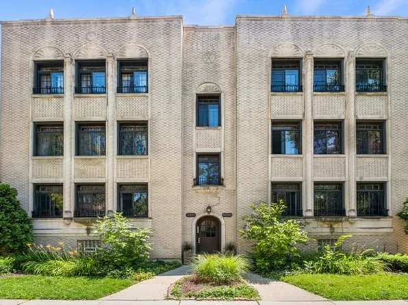 6209 N Mozart St Unit 3S, Chicago, IL 60659