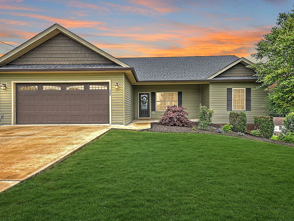 1st image of 177 Manor Ln