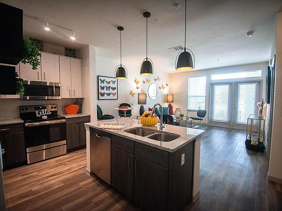 4th image of 1900 Kilgore Pkwy #1309