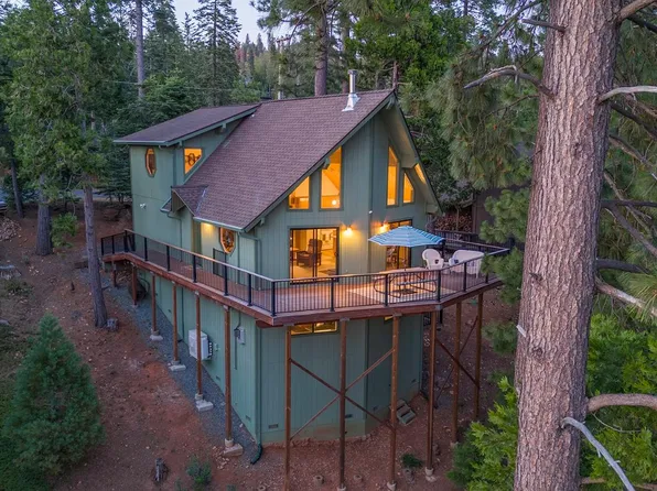 1302 Pebble Beach Way, Arnold, CA 95223