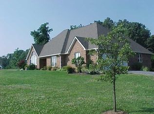 1431 Fairview Rd, Woodstock, VA 22664