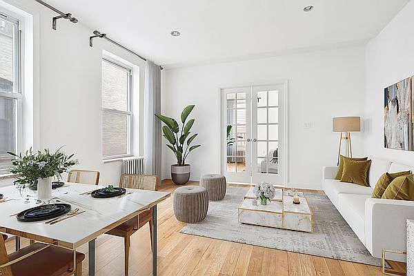1st image of 290 Nassau Ave #2R