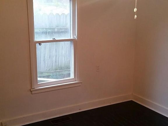 3rd image of 1010 N 11th St