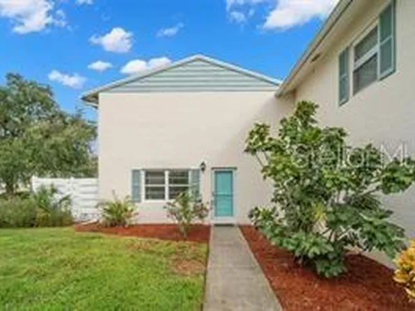 3247 38th Way S APT C, Saint Petersburg, FL 33711