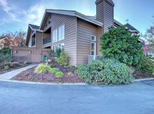 119 SE Gold River Ln, Grants Pass, OR