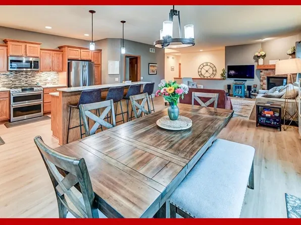 1016 Peterson Drive, Stoughton, WI 53589