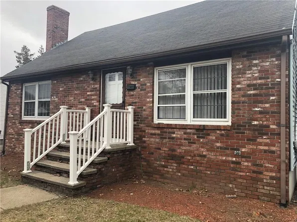 6 Talbot St, North Providence, RI 02904