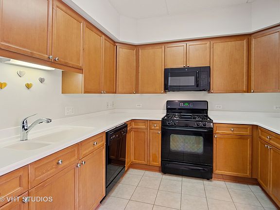 3rd image of 455 W Wood St Unit 409