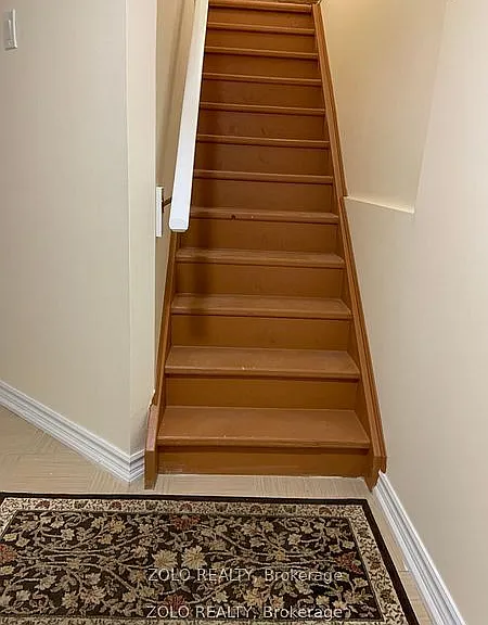 175 Mabley Cres #BASEMENT — Photo 7