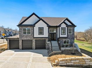 2001 W Springs Way, Excelsior Springs, MO 64024