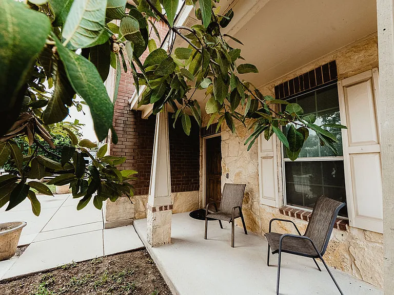 24370 Invitation Oak — Photo 4