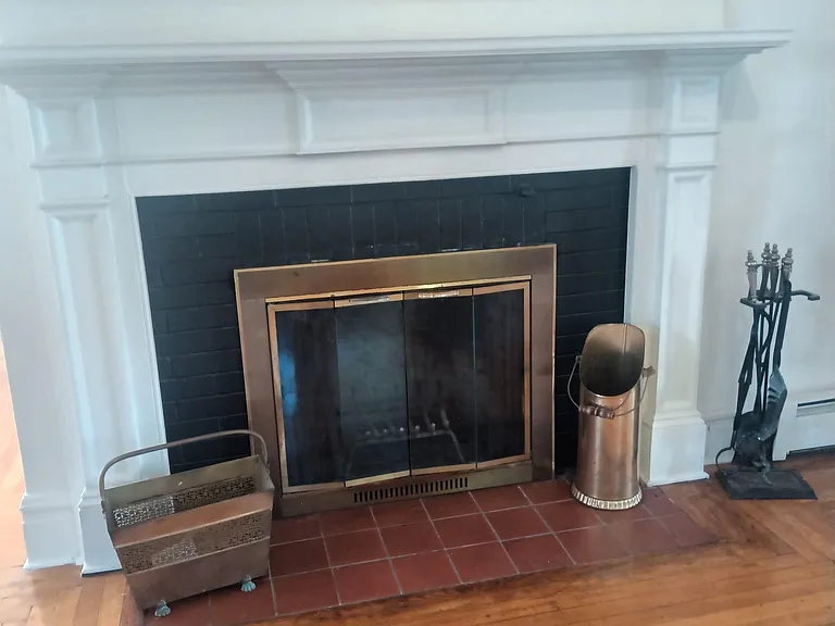 27 Ogden St #2 — Photo 8