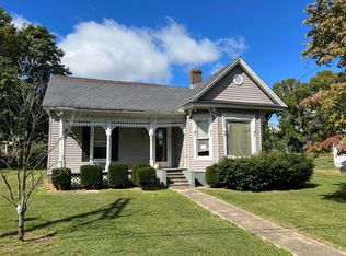 114 N 1st St, Burgin, KY 40310