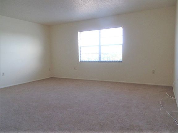 3rd image of 327 34th Ave N APT 404
