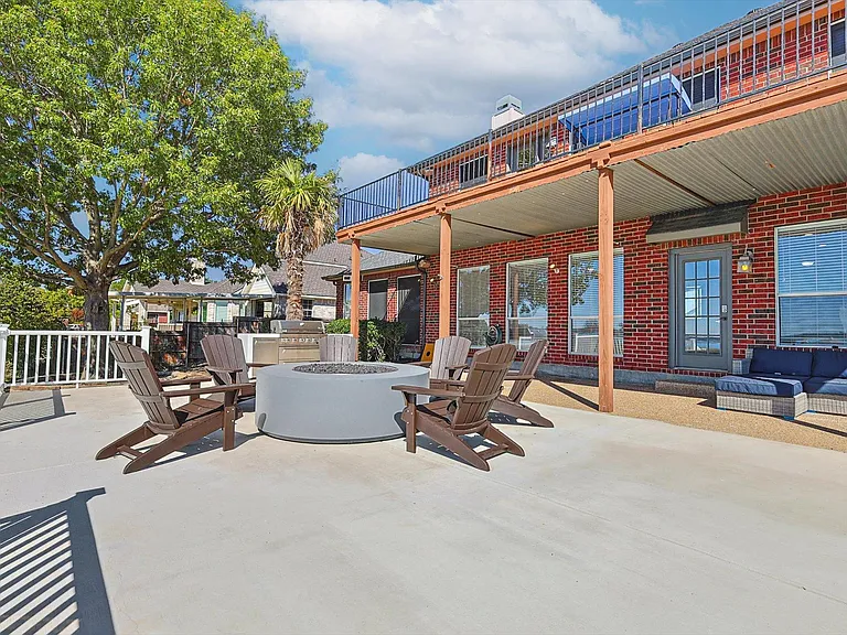 925 Sunset Hill Dr — Photo 35