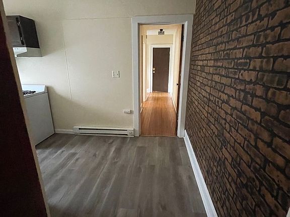 5th image of 2302 Auburn St #2