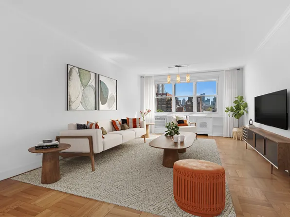 415 East 85th Street image 1 of 9