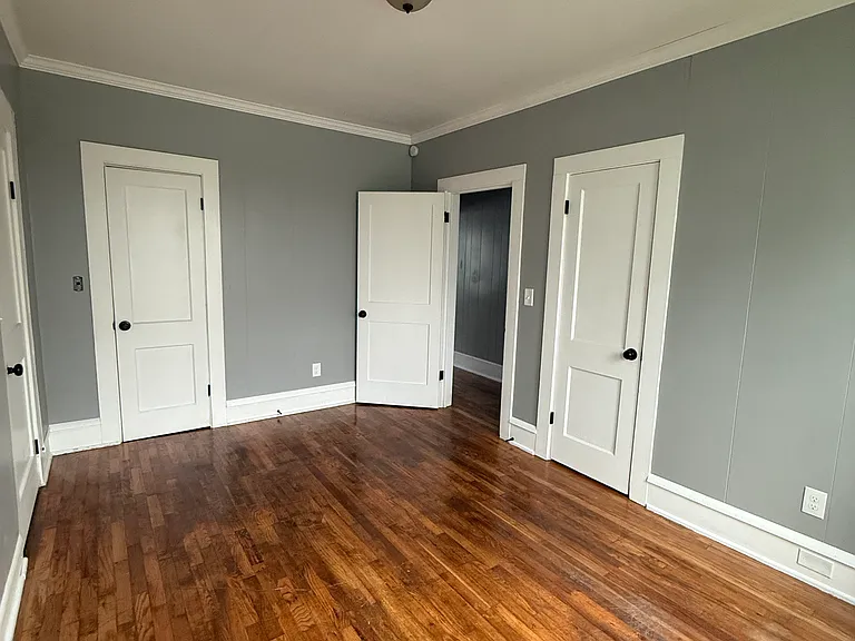 1010 Gault Ave N — Photo 3