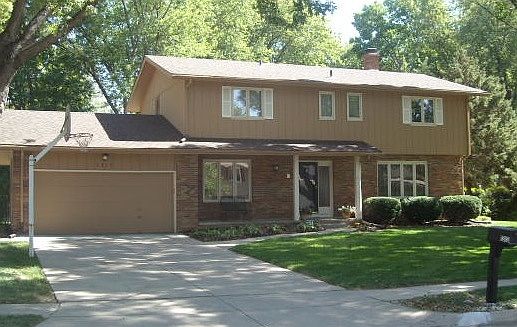 1st image of 1313 S 138th St