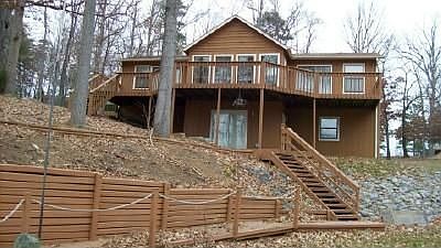1st image of 15829 Smith Mountain Lake Pkwy