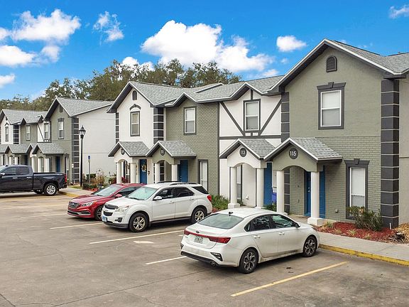 4th image of 102 Sue Ln #112