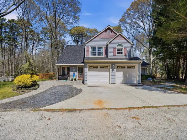 733 Whalers Cove Ct, Galloway, NJ 08205