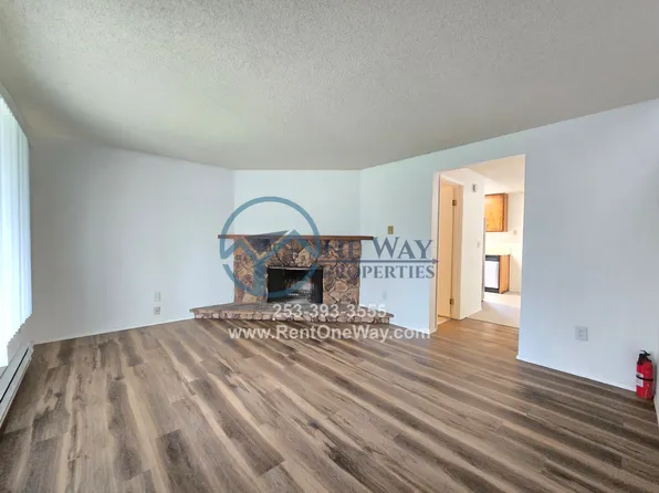 814 196th St E, Spanaway, WA 98387