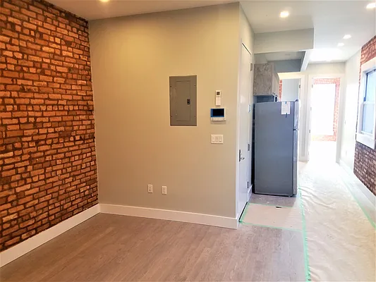 Rented by The Hamilton Group | media 12