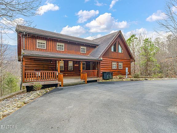 3rd image of 206 Rodeo Dr