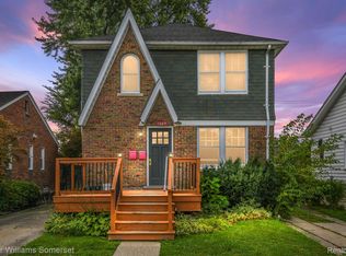 1069 Eaton Rd, Berkley, MI 48072