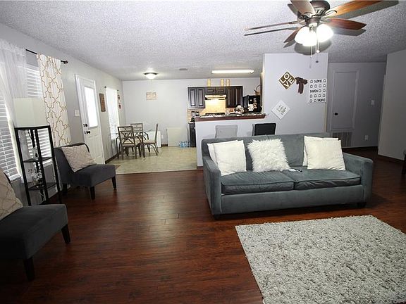 4th image of 3547 Saguaro Dr