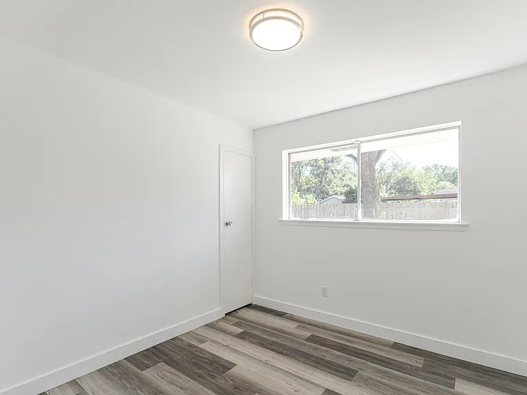 10126 Pine Moss Dr — Photo 27