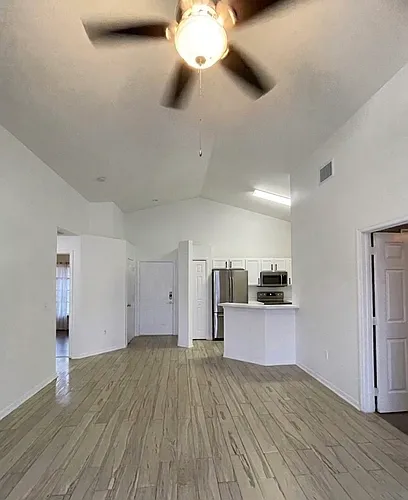 1204 Casterton Cir Photo 1