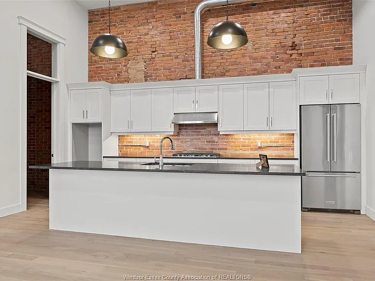 247 Brock St #201 — Photo 29
