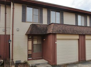 1901D Parklake Dr, Morris, IL 60450