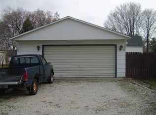 209 Clark St, Sidell, IL 61876