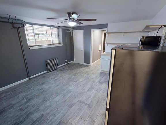 3rd image of 1375 N Pearl St APT 2