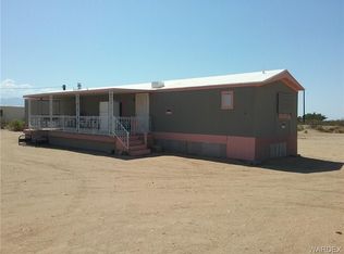 5920 W Diabase Dr, Golden Valley, AZ 86413