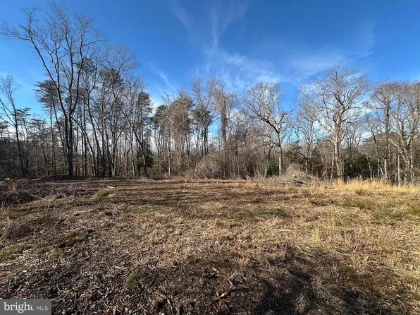 5500 Winston Vines Pl, Indian Head, MD 20640