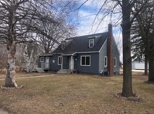 1006 N Armstrong Ave, Litchfield, MN 55355