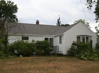 97 Oregon St, Springfield, MA 01118