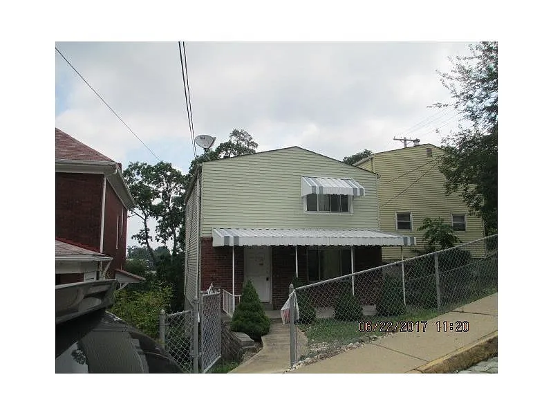 757 Gallion Ave photo 1