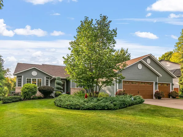 995 Kohlman Ln, Saint Paul, MN 55109