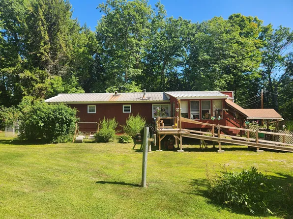 412 Greenwood Road, Norway, ME 04268