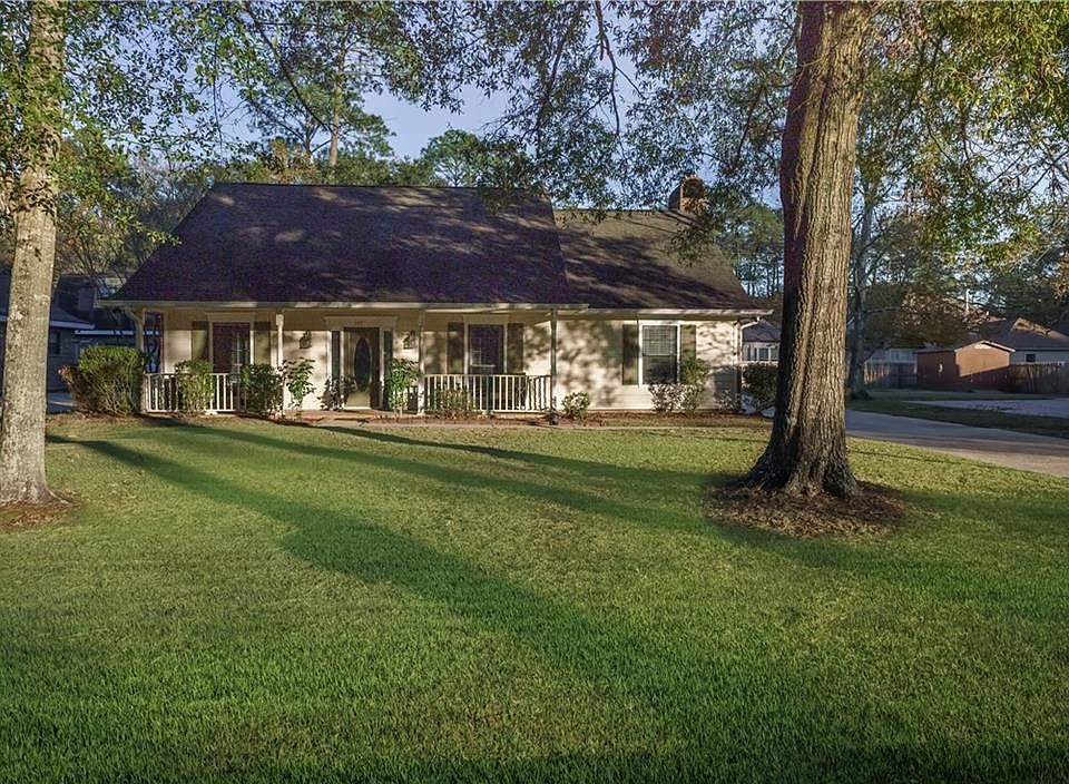 1st image of 169 Highland Dr