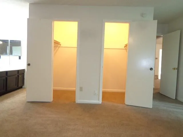 1374 Gentle Bend Dr — Photo 13