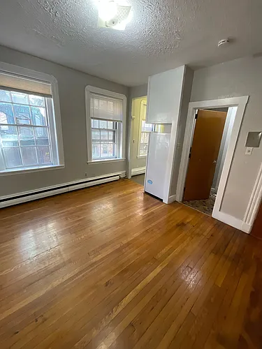 41 Anderson St #11 Photo 1