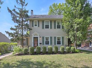 1107 W John St, Champaign, IL 61821